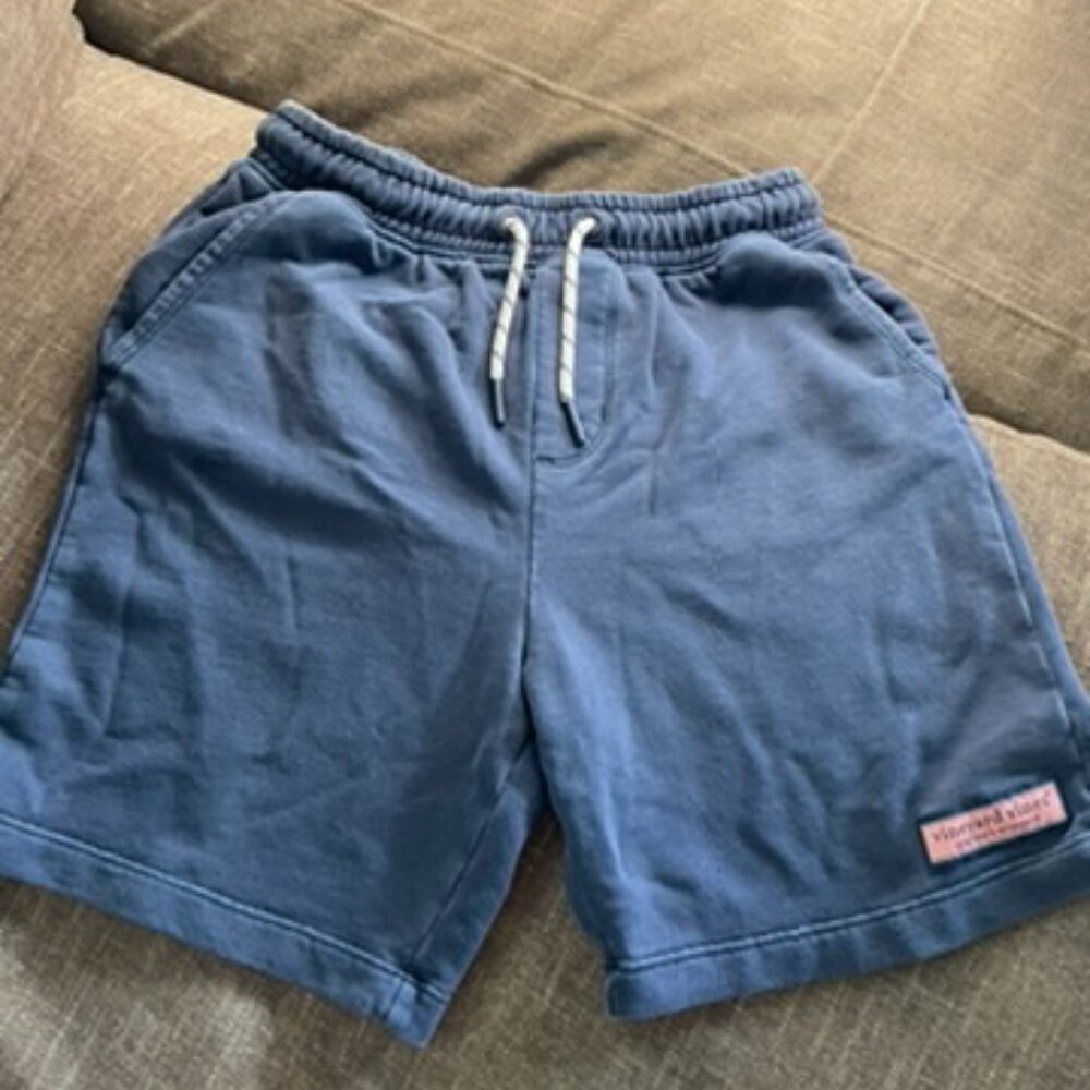Boys Navy Vineyard Vines Shorts (Size Medium)
